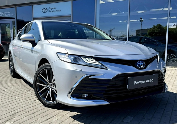 Toyota Camry cena 174900 przebieg: 2599, rok produkcji 2023 z Brusy małe 407